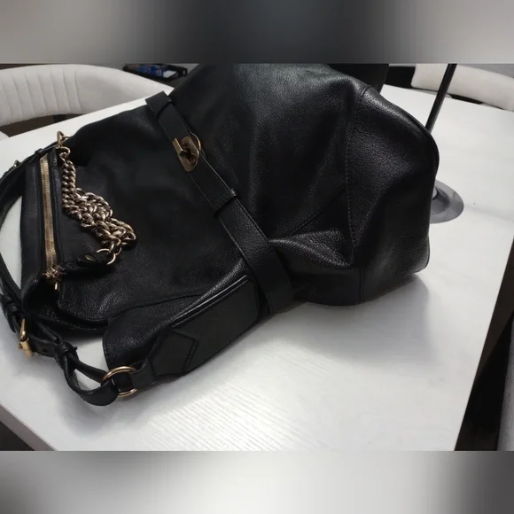 Burberry bags - Picture 7 of 15